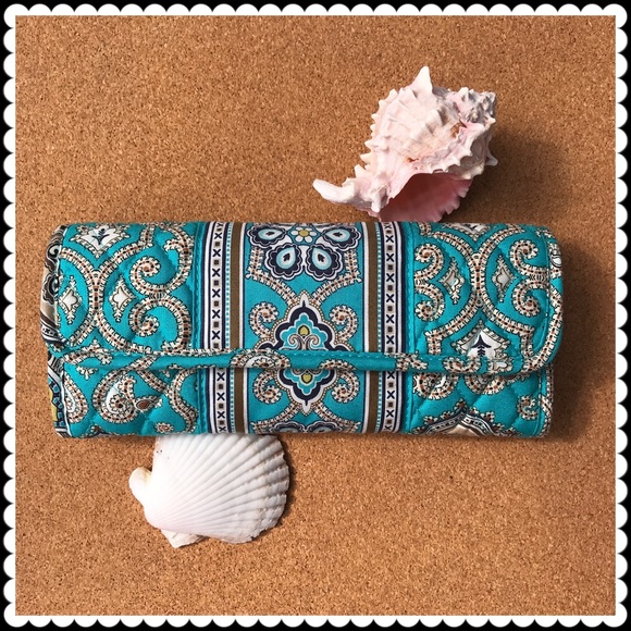 Vera Bradley Handbags - Vera Bradley trifold crossbody wallet